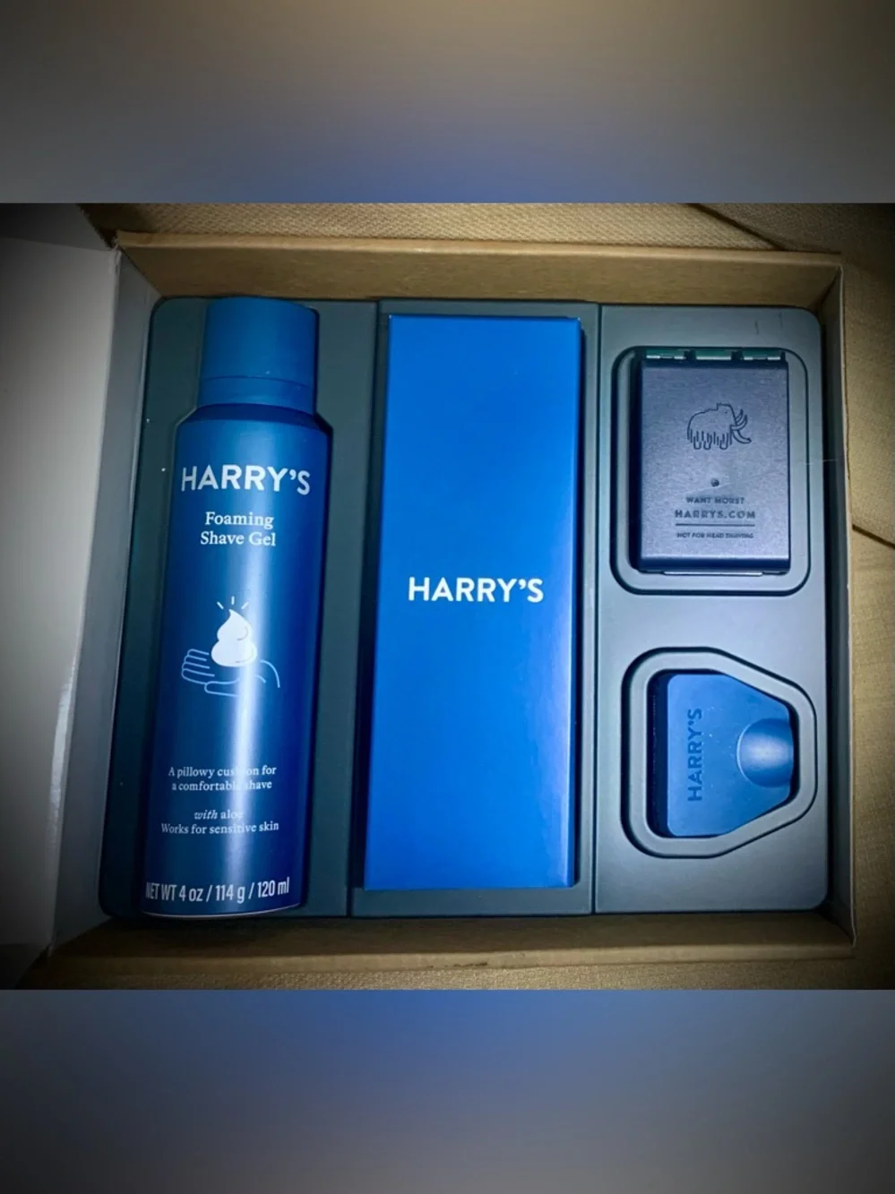 Harry’s Razor Gift Set w/ Shave Gel & 2 Blade Cartridges NIB